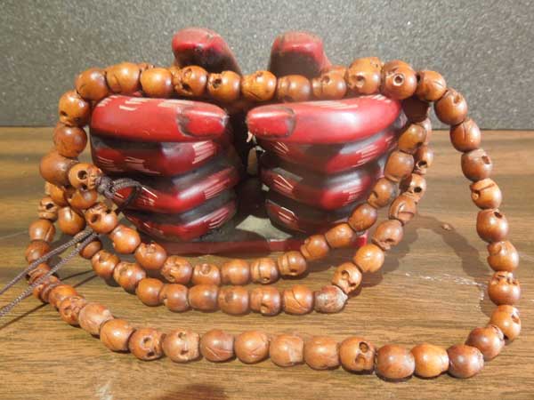 manana online store/新品 牛骨、木製のスカルのビーズの数珠 