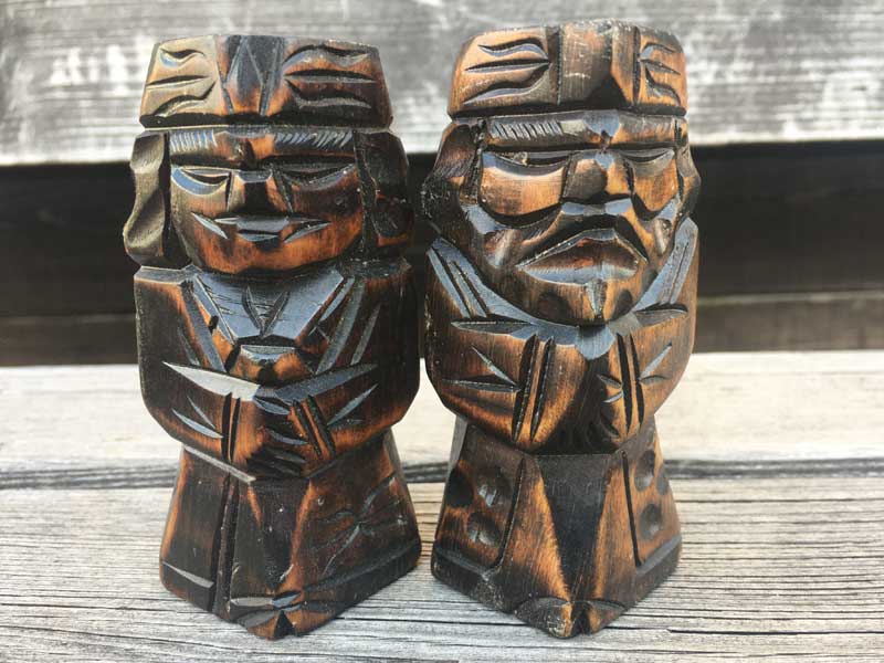 ✿アイヌ民族の彫物北海道　アイヌ民芸品