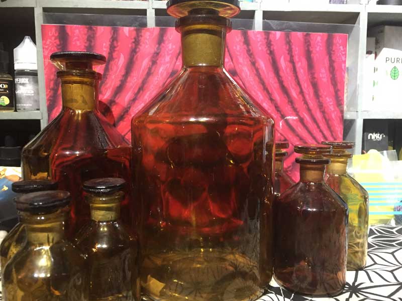 Antique、Vintage、Deadstock Amber Medicine Bottle ビンテージ アンバー ガラスボトル 薬瓶