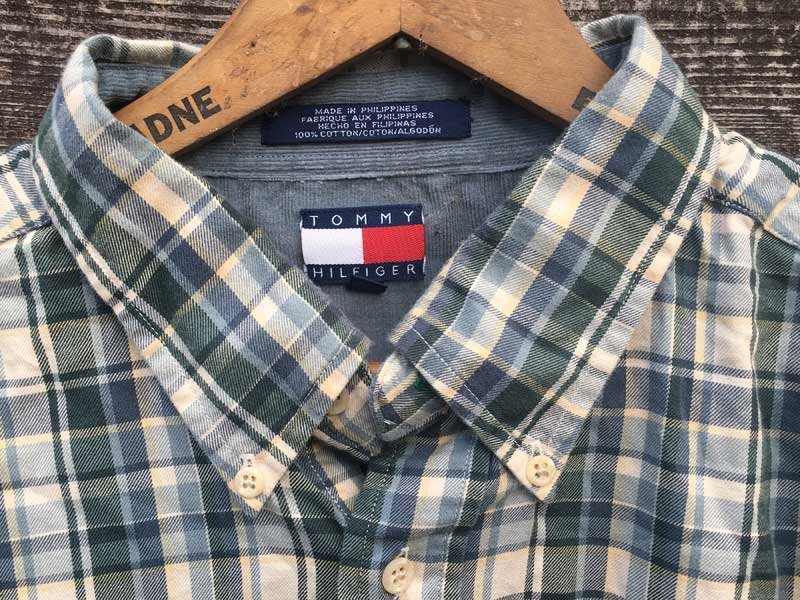 Used Tommy Hilfiger Button Down Check Shirts 、US古着 トミー ヒルフィガー チェック柄のボタンダウンシャツ