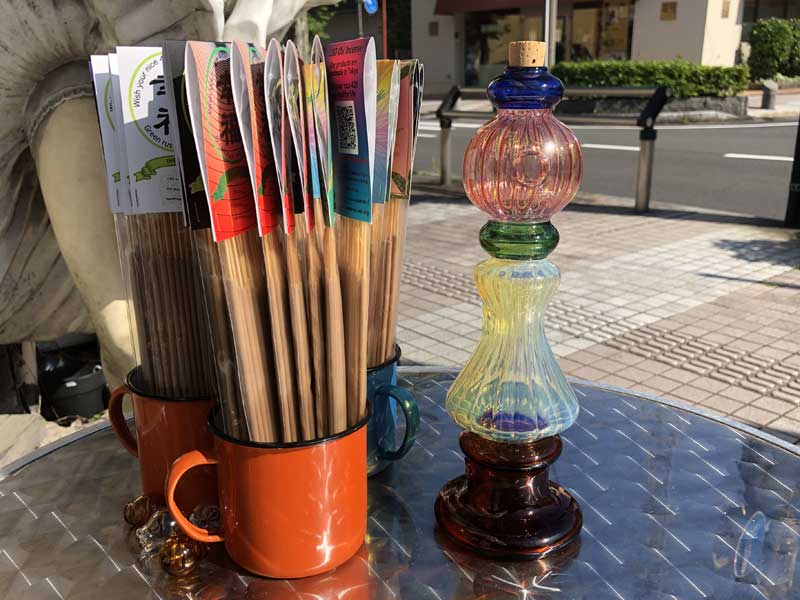 新品 Send Up Art Glass Incense Burner/Doll Tricolor Stand アートガラスのお香立て スタンドタイプ