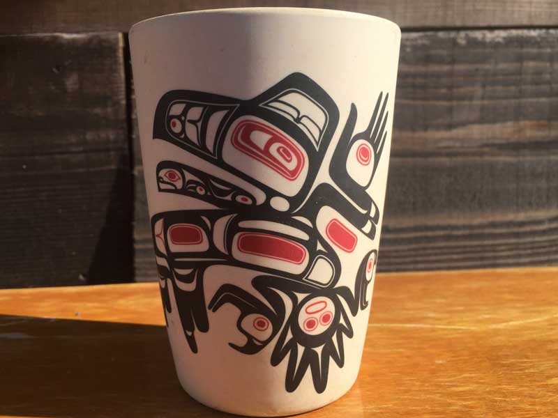 新品 カナダインディアン　ハイダ族のプリントが入った竹繊維のカップ、バンブーカップ　Running Raven