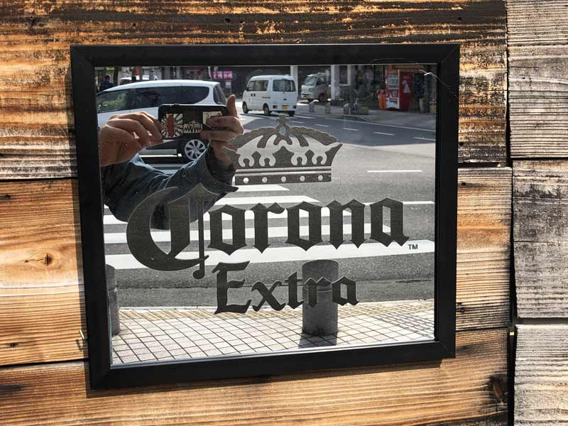 新品 CORONA EXTRA Pub Mirror 木枠付きの コロナ パブミラー