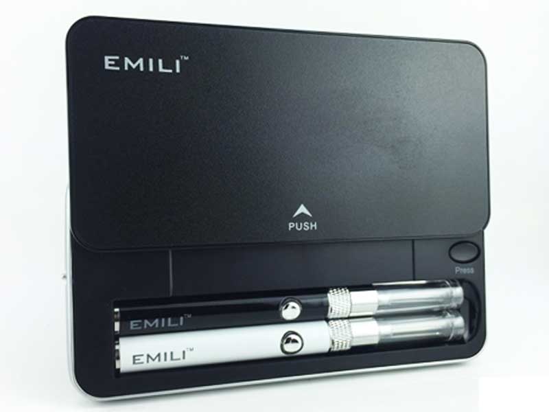 女性にもオススメの電子タバコ スターターキット、 Swiss Vape Emili/黒
