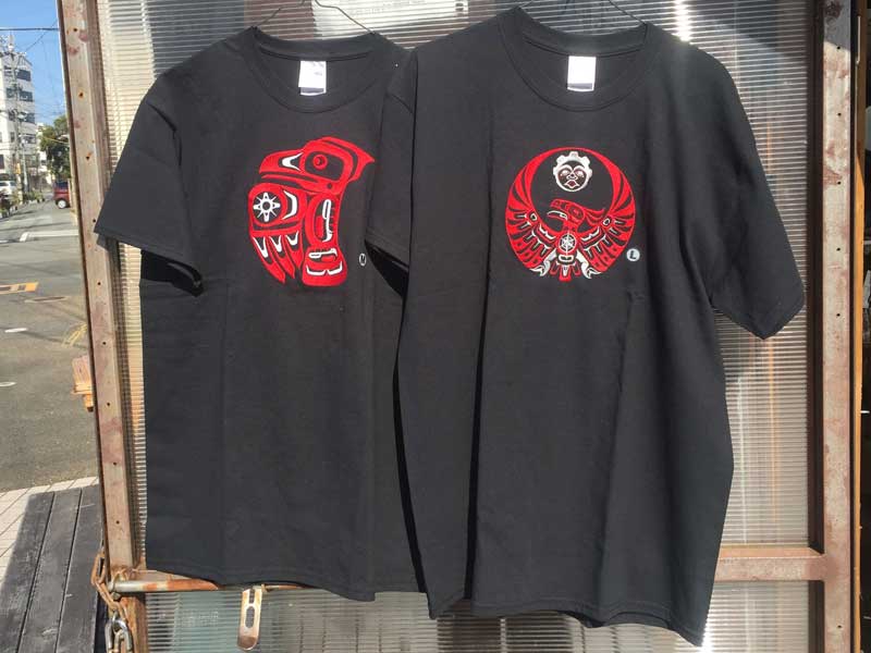 新品　カナダ　ネイティブ・アメリカン ハイダ族のアートワークが刺繍された半袖Tシャツ、Haida S/S Tee