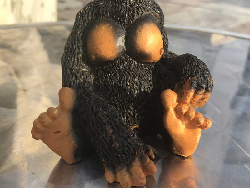 Used US Toy Gorilla Bobbing Head Doll アメリカで購入した中古のゴリラの首振り人形